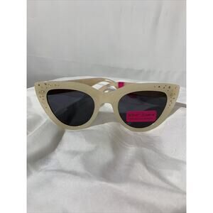 Betsey Johnson Cat Eye Sunglasses NWT Bling
